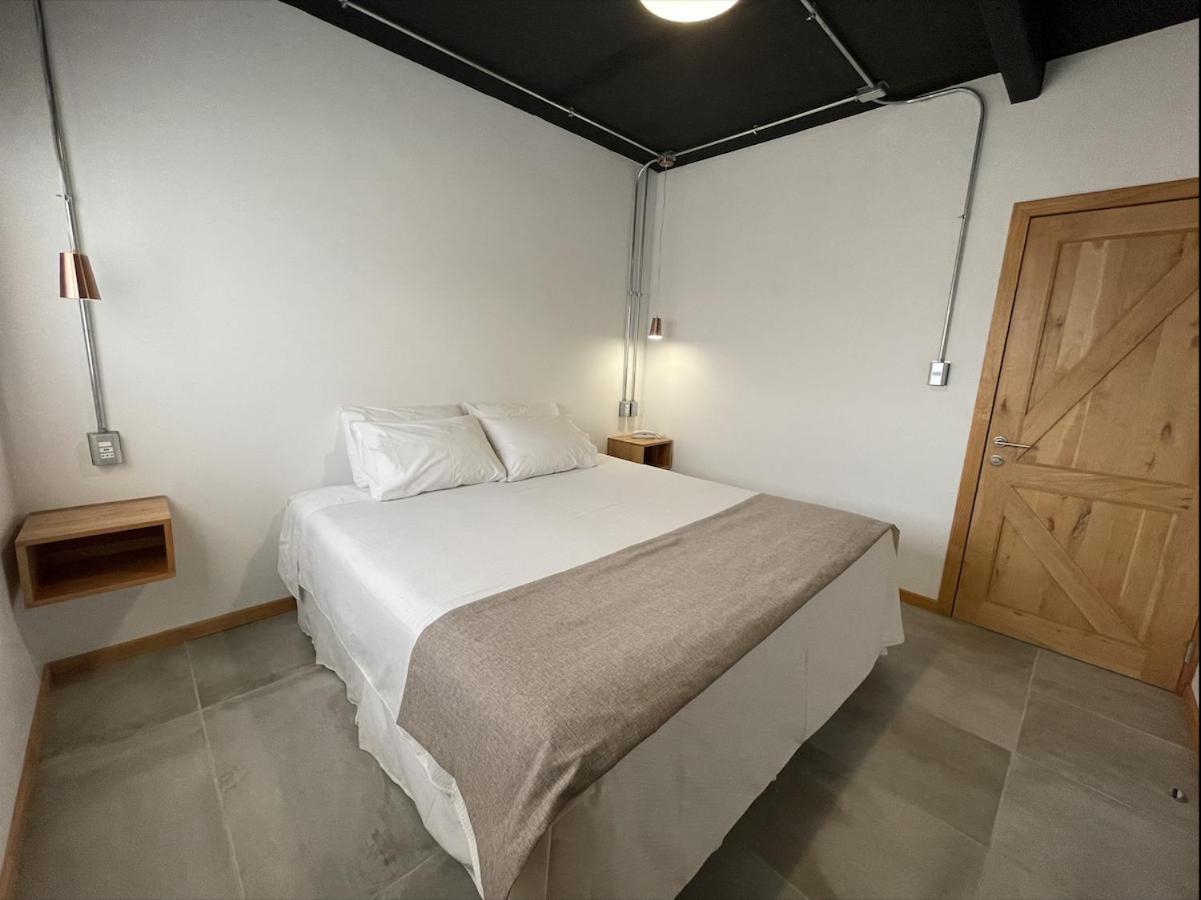 Hotel Big Sur Puerto Natales Eksteriør bilde